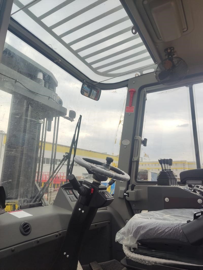 Вилочный погрузчик Aurora Forklift CPCD160-YC-06IIIG